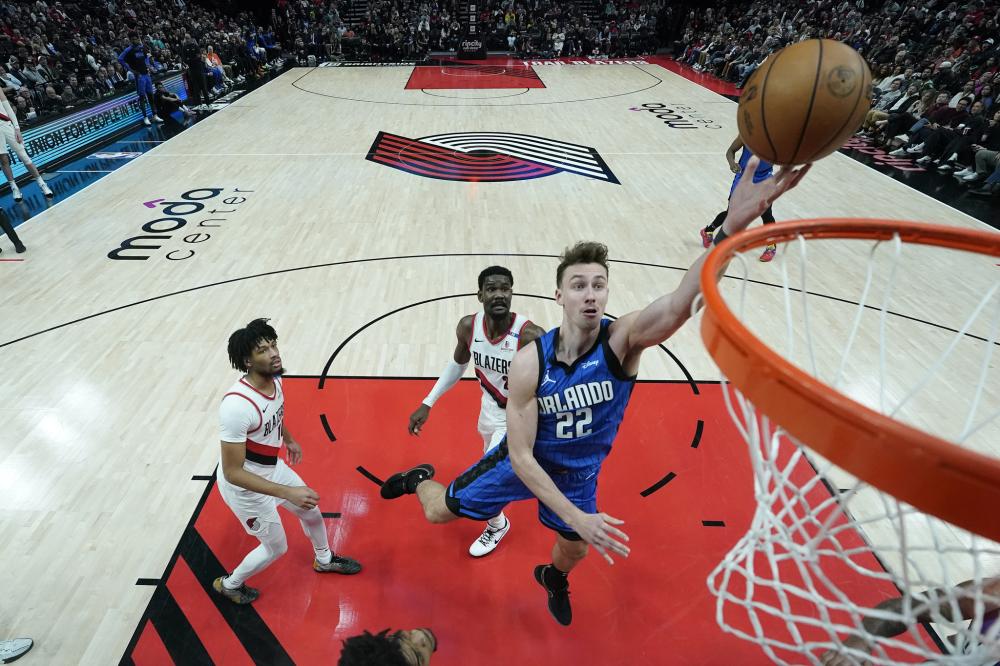 场观众的激 场观众的激